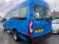 Begagnad Renault Master 2011 Blå Van
