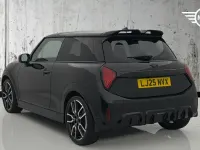 Used Mini Cooper S Hatch 201 HP (147 kW) 2025 Black Hatchback