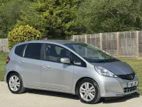 Second-hand Honda Jazz ES 99 CP (72 kW) 2015 Argintiu Hatchback