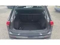 Usado VW Tiguan Life 150 HP (110 kW) 2021 Cinzento SUV