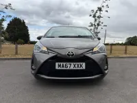 Used Toyota Yaris Design 111 HP (81 kW) 2017 Bronze Hatchback