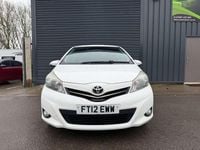 Used Toyota Yaris SR 99 HP (72 kW) 2012 White Hatchback