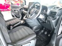 Used Vauxhall Combo S 110 HP (80 kW) 2020 Grey MPV