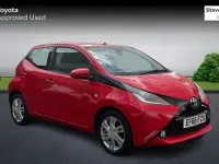 Used Toyota Aygo x-press 69 HP (50 kW) 2016 Red Hatchback