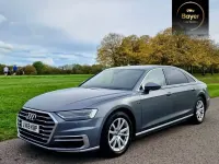Usado Audi A8 Advanced 286 HP (210 kW) 2019 Cinzento Sedan