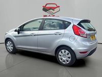 Used Ford Fiesta Style 75 HP (55 kW) 2013 Silver Hatchback