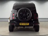 Used Land Rover Defender SE Dynamic 300 HP (220 kW) 2022 Black SUV
