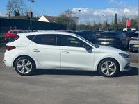 Used Seat Leon FR 147 HP (108 kW) 2024 White Hatchback