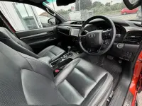 Used Toyota HiLux 204 HP (150 kW) 2024 Orange Pickup