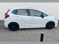 Used Honda Jazz Sport 128 HP (94 kW) 2018 White Hatchback