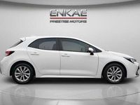 Used Toyota Corolla 140 HP (102 kW) 2024 White Hatchback