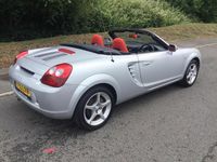 Used Toyota MR2 140 HP (102 kW) 2003 Silver Cabriolet
