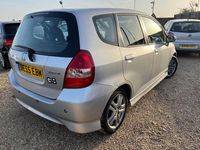 Used Honda Jazz Sport 83 HP (61 kW) 2005 Silver Hatchback