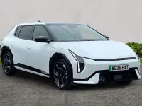 Used Kia EV4 GT-Line S 150 kW (204 HP) 2026 White Hatchback