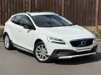 Used Volvo V40 Pro 2017 White Hatchback