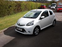 Used Toyota Aygo 68 HP (50 kW) 2013 White Hatchback