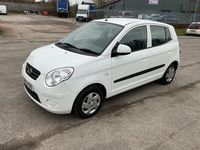 Used Kia Picanto 60 HP (44 kW) 2009 White Hatchback
