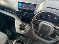 Used Citroën Berlingo 101 HP (74 kW) 2024 White MPV