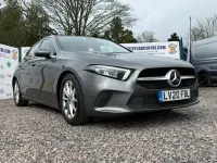 Begagnad Mercedes A180 Executive 136 HK (100 kW) 2020 Grå Halvkombi