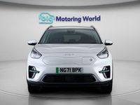Used Kia Niro 150 kW (204 HP) 2022 White SUV