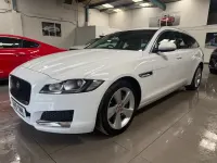 Used Jaguar XF Sportbrake Portfolio 250 HP (183 kW) 2019 White Estate