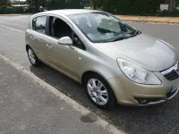 Used Vauxhall Corsa Design Edition 89 HP (65 kW) 2008 Gold Hatchback