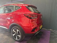 Usado MG ZS Trophy 130 kW (177 CV) 2022 Rojo SUV