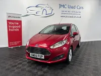Used Ford Fiesta Zetec 82 HP (60 kW) 2015 Red Hatchback
