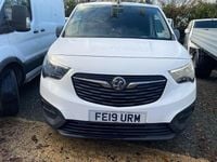 Used Vauxhall Combo Edition 100 HP (73 kW) 2019 White Van