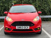Used Ford Fiesta Zetec 2013 Red Hatchback