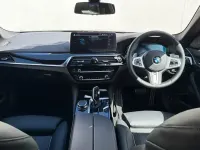 Usado BMW 530e M Sport 288 HP (211 kW) 2021 Preto
