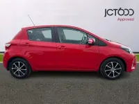 Used Toyota Yaris 109 HP (80 kW) 2019 Red Hatchback