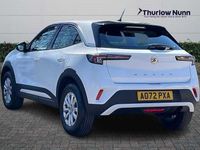 Second-hand Vauxhall Mokka Design Edition 100 CP (73 kW) 2022 Alb SUV