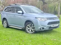 Used Mitsubishi Outlander P-HEV 200 HP (147 kW) 2015 Blue SUV