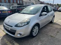 Used Renault Clio Dynamique 2011 Silver Hatchback