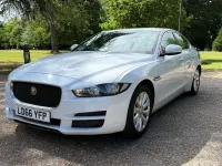 Used Jaguar XE Prestige 180 HP (132 kW) 2016 White Sedan