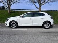 Used Renault Mégane IV Dynamique 110 HP (80 kW) 2018 White Hatchback