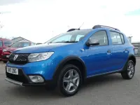 Used Dacia Sandero Lauréate 90 HP (66 kW) 2017 Blue Hatchback