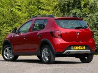 Used Dacia Sandero Comfort 90 HP (66 kW) 2020 Red Hatchback