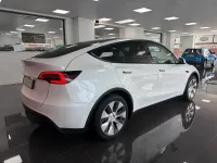 Used Tesla Model Y RWD 254 kW (346 HP) 2024 White SUV