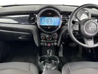 Used Mini Cooper Classic 134 HP (98 kW) 2022 Silver Hatchback