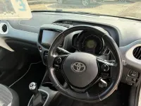 Used Toyota Aygo X-play 72 HP (52 kW) 2019 White Hatchback