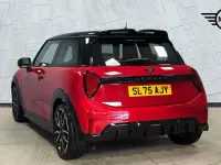 Used Mini Cooper Hatch 113 kW (154 HP) 2025 Red Hatchback