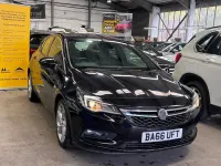Used Vauxhall Astra SRi 150 HP (110 kW) 2017 Black Hatchback