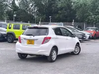 Used Toyota Yaris 2011 Pearl white Hatchback