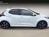 Used Toyota Yaris Design 2025 White Hatchback