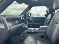 Używany Land Rover Defender 300 KM (220 kW) 2024 Zielony SUV