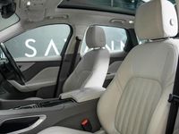 Used Jaguar F-Pace Portfolio 180 HP (132 kW) 2019 Blue SUV