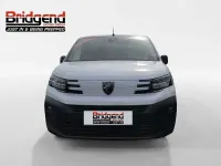 Second-hand Peugeot Partner S 131 CP (96 kW) 2024 Alb Monovolum