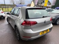 Used VW Golf VII SE 110 HP (80 kW) 2017 Silver Hatchback